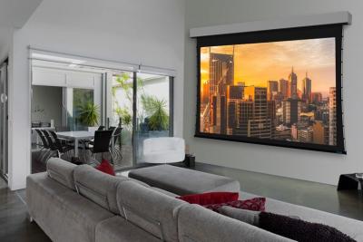 Экран STEWART моторизованный, 16 : 9 (HDTV), 300*168 см, диагональ 135 дюймов (344 см) 116520